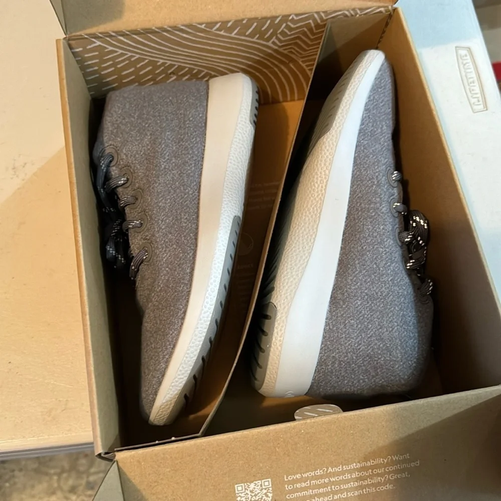 Women’s allbirds Wool Runner-up Mizzles in Light Grey - Picture 6 of 10